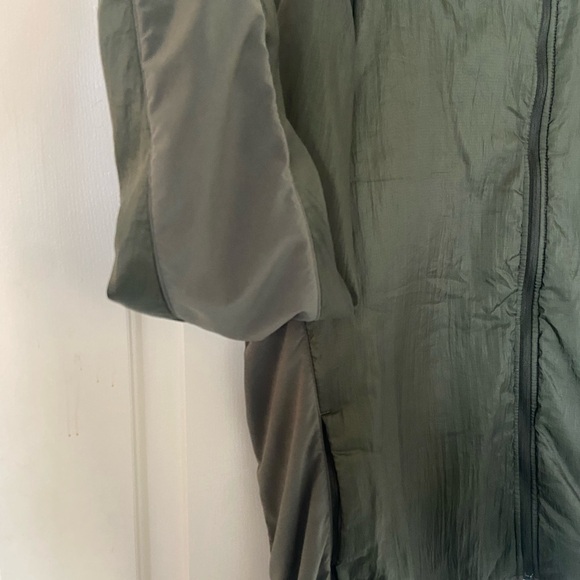 Nike Mens AeroLayer Insulated Running Jacket Size XXL BV4874-355 Sequoia Green - Picture 8 of 9